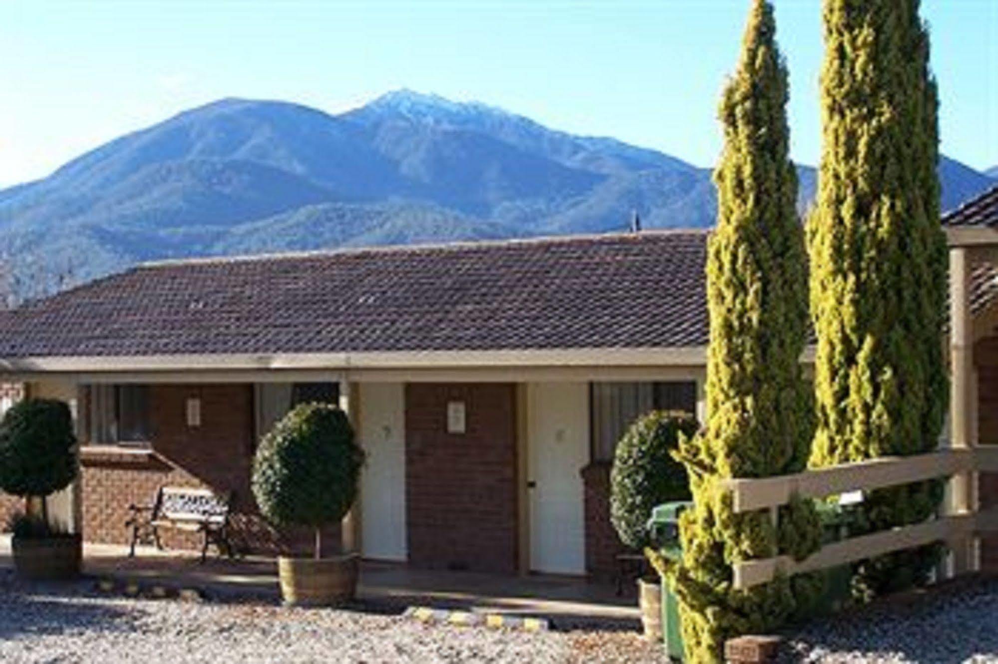 Bogong Moth Motel Mount Beauty Ngoại thất bức ảnh
